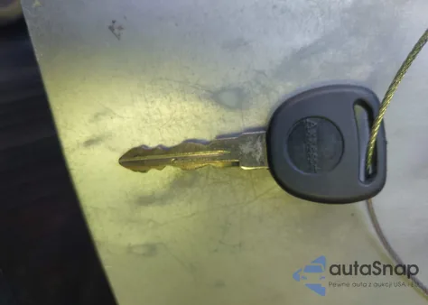 2005 Chevrolet Express from USA, damaged, VIN 1GAHG35U551157075